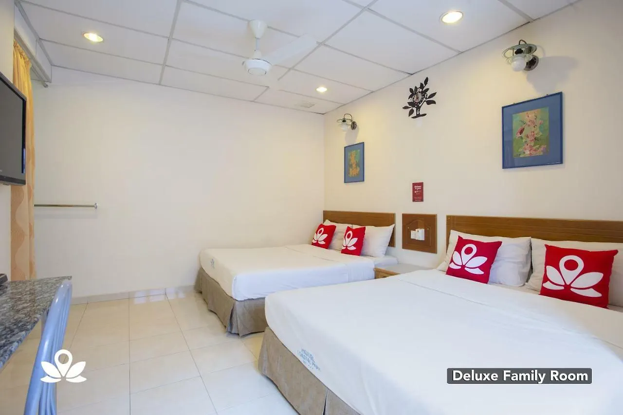 Coastal Park Hotel Malacca 2*,