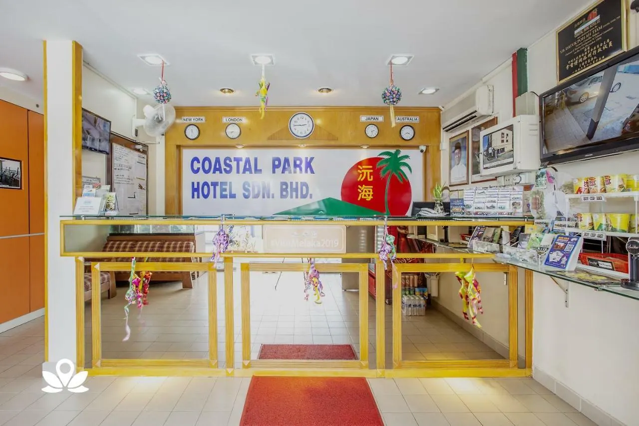 Coastal Park Hotel Malacca 2*,